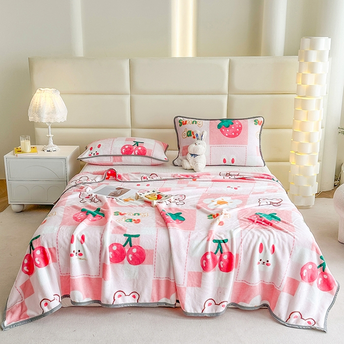 91家纺网 家纺一手货源 找家纺 （总）欧喜璐 2025新款卡通印花加厚牛奶绒多功能毛毯