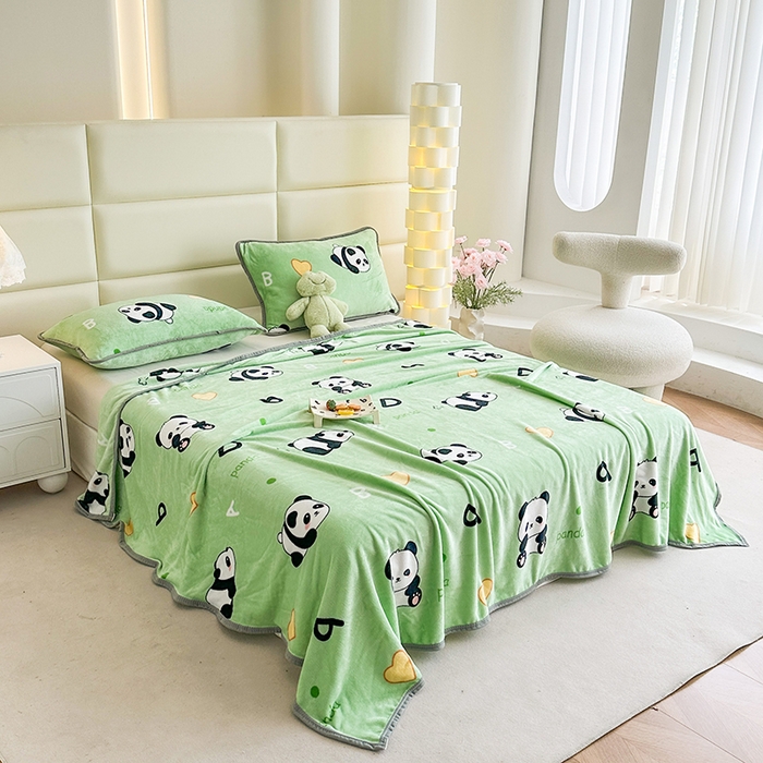 91家纺网 家纺一手货源 找家纺 欧喜璐 2025新款卡通印花加厚牛奶绒多功能毛毯 国宝