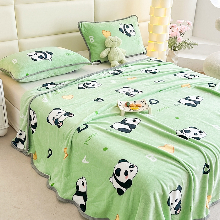 91家纺网 家纺一手货源 找家纺 欧喜璐 2025新款卡通印花加厚牛奶绒多功能毛毯 国宝