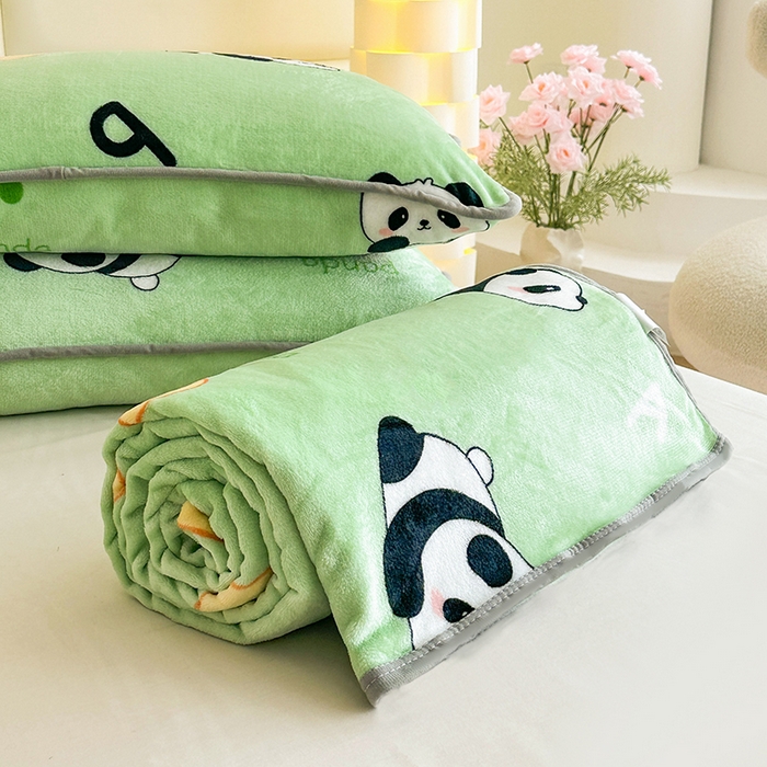 91家纺网 家纺一手货源 找家纺 欧喜璐 2025新款卡通印花加厚牛奶绒多功能毛毯 国宝