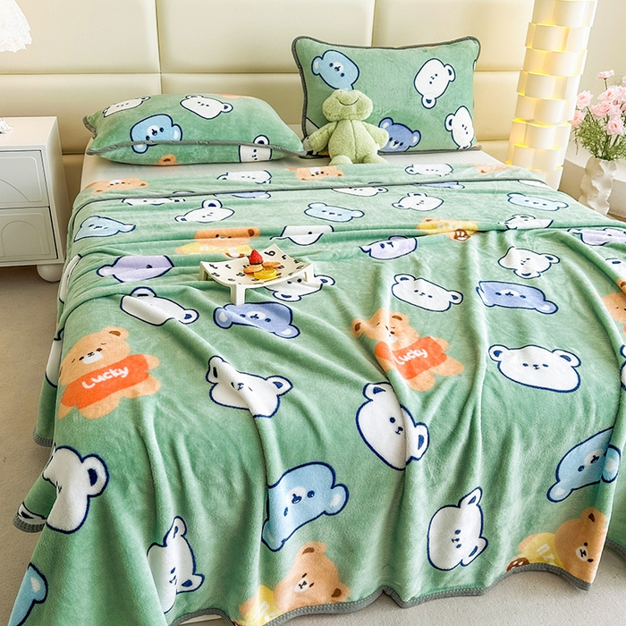 91家纺网 家纺一手货源 找家纺 欧喜璐 2025新款卡通印花加厚牛奶绒多功能毛毯 快乐熊