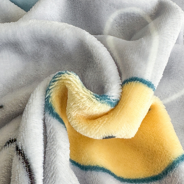 91家纺网 家纺一手货源 找家纺 欧喜璐 2025新款卡通印花加厚牛奶绒多功能毛毯 小萌兔