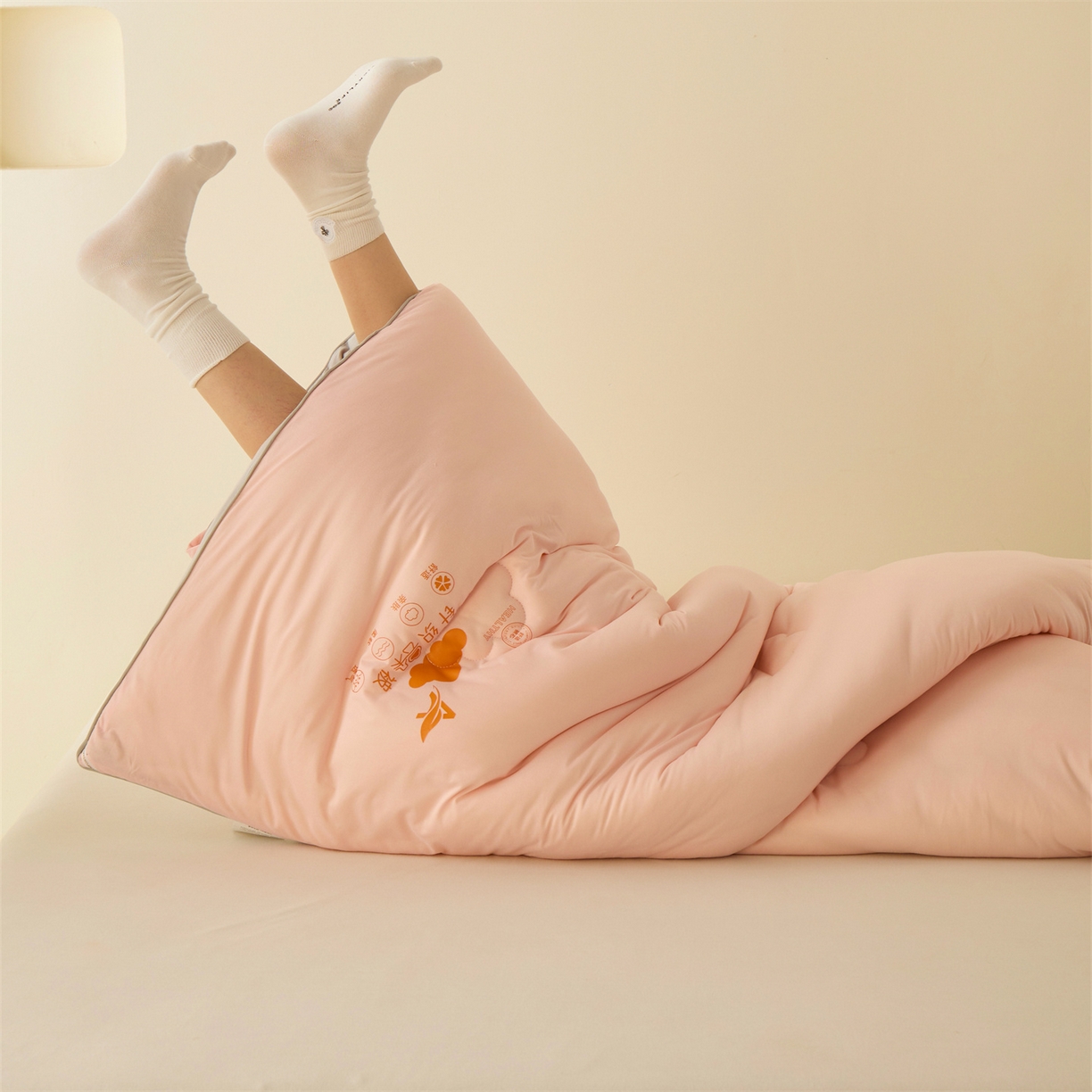 91家纺网 家纺一手货源 找家纺 恒畅 2025新款A类针织棉大豆被系列 冬被-豆沙粉