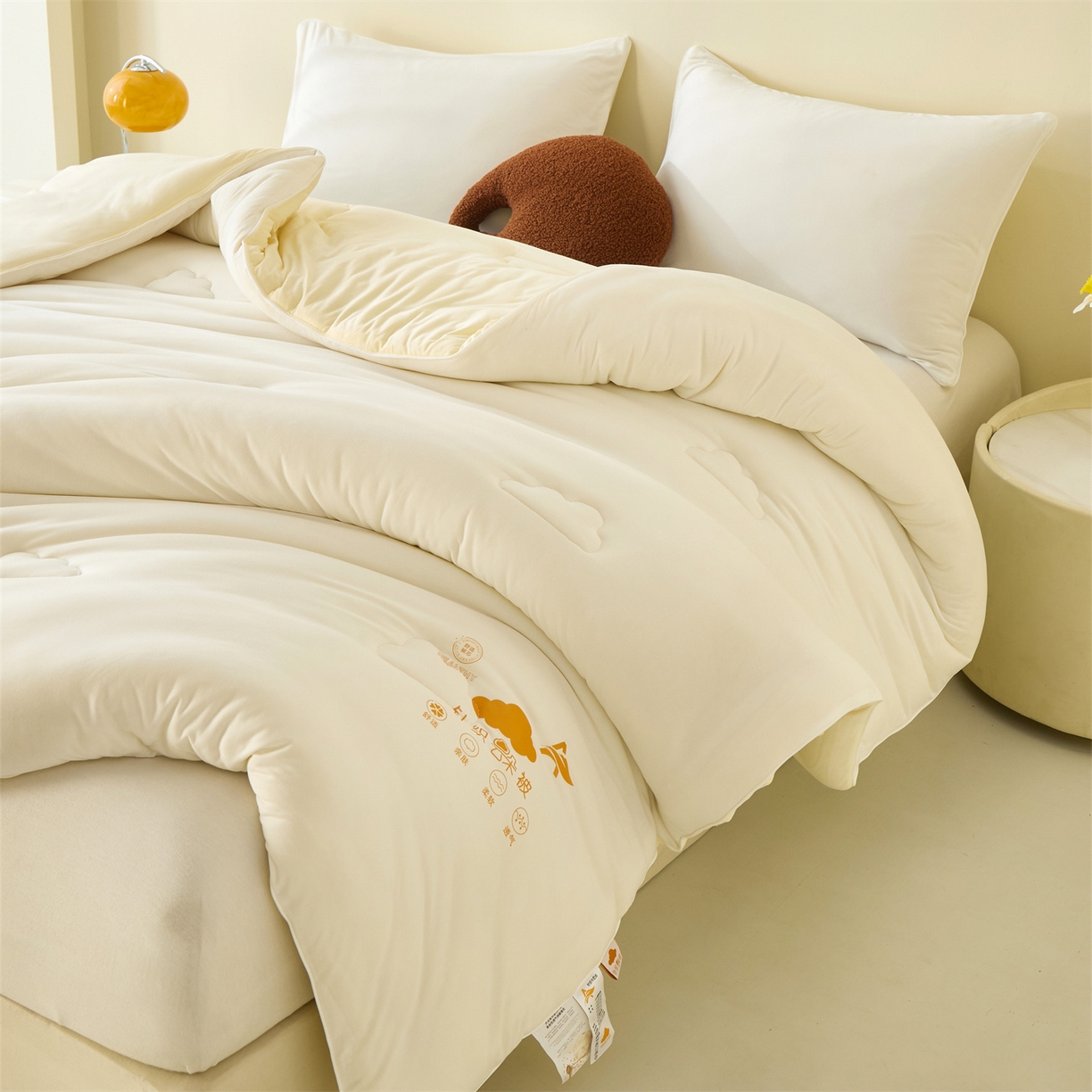 91家纺网 家纺一手货源 找家纺 恒畅 2025新款A类针织棉大豆被系列 冬被-奶昔白