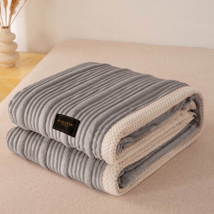 91家纺网 家纺一手货源 找家纺 （总）宜派家纺 2025新款A类兔毛绒子母条毛毯双面云朵绒毛毯宿舍牛奶绒小被毯轻奢时尚加厚保暖盖毯休闲绒毯毯子