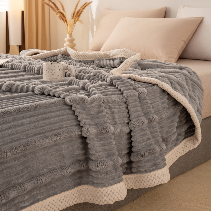 91家纺网 家纺一手货源 找家纺 （总）宜派家纺 2025新款A类兔毛绒子母条毛毯双面云朵绒毛毯宿舍牛奶绒小被毯轻奢时尚加厚保暖盖毯休闲绒毯毯子