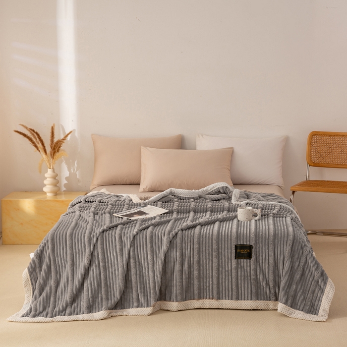 91家纺网 家纺一手货源 找家纺 （总）宜派家纺 2025新款A类兔毛绒子母条毛毯双面云朵绒毛毯宿舍牛奶绒小被毯轻奢时尚加厚保暖盖毯休闲绒毯毯子