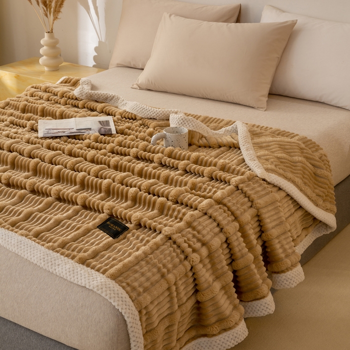 91家纺网 家纺一手货源 找家纺 宜派家纺 2025新款A类兔毛绒子母条毛毯双面云朵绒毛毯宿舍牛奶绒小被毯轻奢时尚加厚保暖盖毯休闲绒毯毯子 暖糖咖