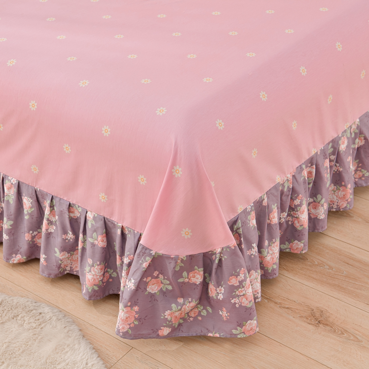 91家纺网 家纺一手货源 找家纺 绘萱家居 2025新款100%全棉床裙款斜纹印花四件套 紫霞仙子