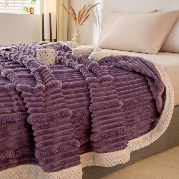 91家纺网 家纺一手货源 找家纺 宜派家纺 2025新款A类兔毛绒子母条毛毯双面云朵绒毛毯宿舍牛奶绒小被毯轻奢时尚加厚保暖盖毯休闲绒毯毯子 雪烟紫