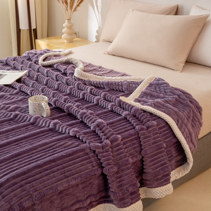 91家纺网 家纺一手货源 找家纺 宜派家纺 2025新款A类兔毛绒子母条毛毯双面云朵绒毛毯宿舍牛奶绒小被毯轻奢时尚加厚保暖盖毯休闲绒毯毯子 雪烟紫