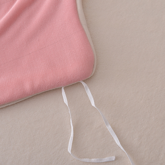 91家纺网 家纺一手货源 找家纺 云恋家纺 加厚牛奶绒四件套简约双面加绒被套罩床单双人家用冬季法兰绒--简约款 简约-粉拼米