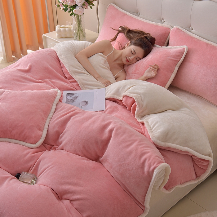 91家纺网 家纺一手货源 找家纺 云恋家纺 加厚牛奶绒四件套简约双面加绒被套罩床单双人家用冬季法兰绒--简约款 简约-粉拼米