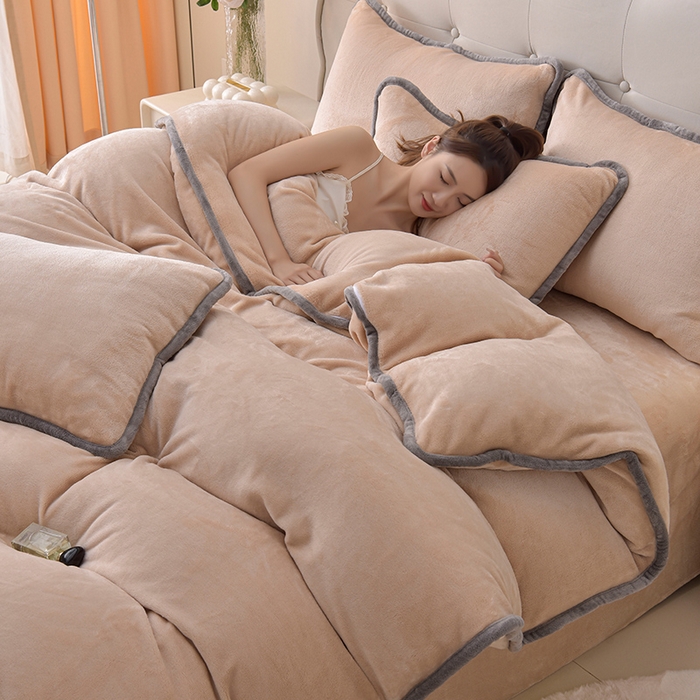 91家纺网 家纺一手货源 找家纺 云恋家纺 加厚牛奶绒四件套简约双面加绒被套罩床单双人家用冬季法兰绒--简约款 简约-金色