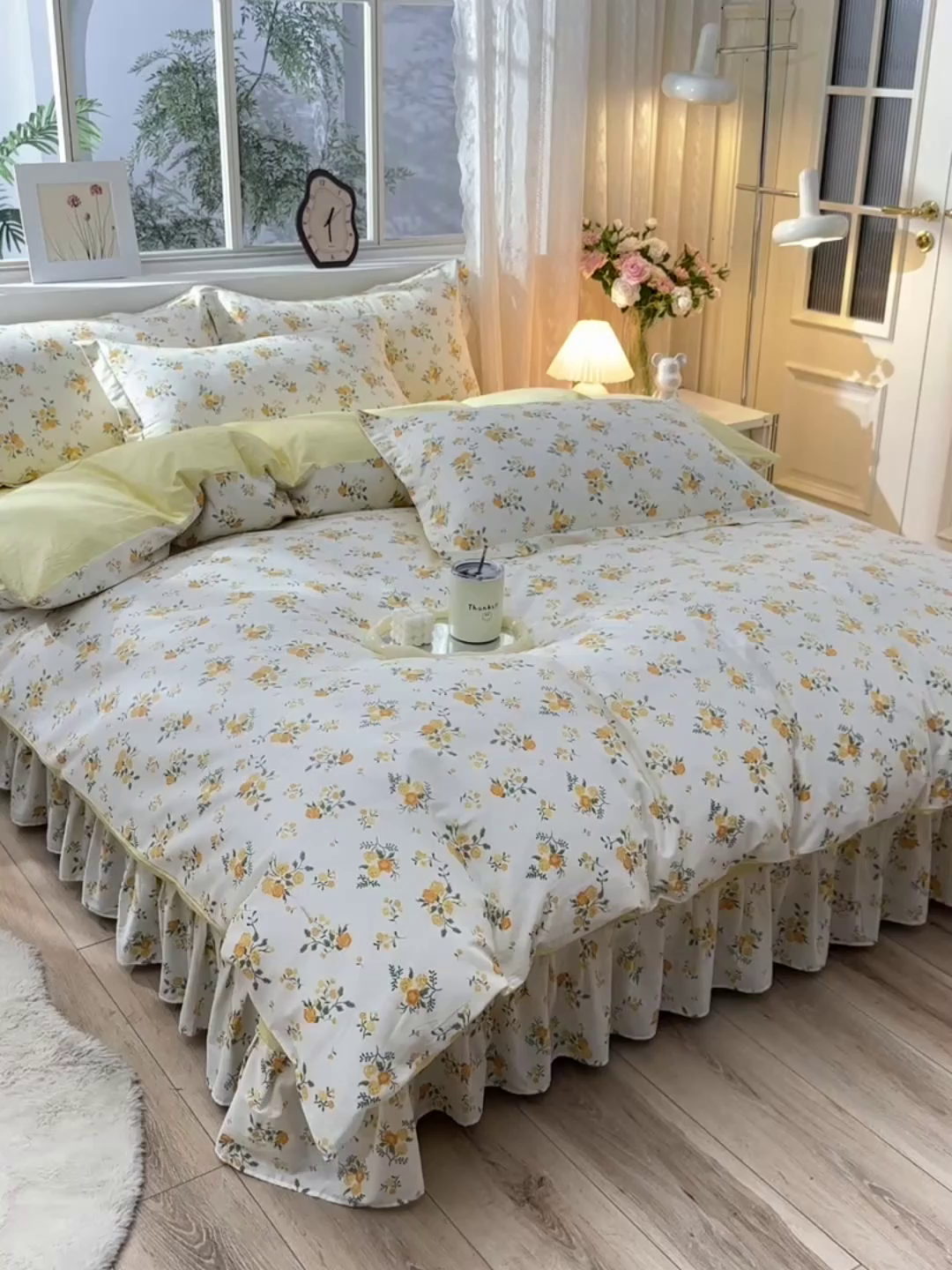 91家纺网 家纺一手货源 找家纺 绘萱家居 2025新款100%全棉床裙款斜纹印花四件套 初春