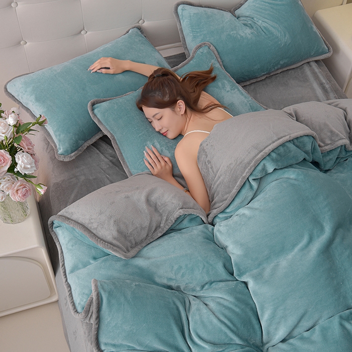 91家纺网 家纺一手货源 找家纺 云恋家纺 加厚牛奶绒四件套简约双面加绒被套罩床单双人家用冬季法兰绒--简约款 简约-蓝拼灰