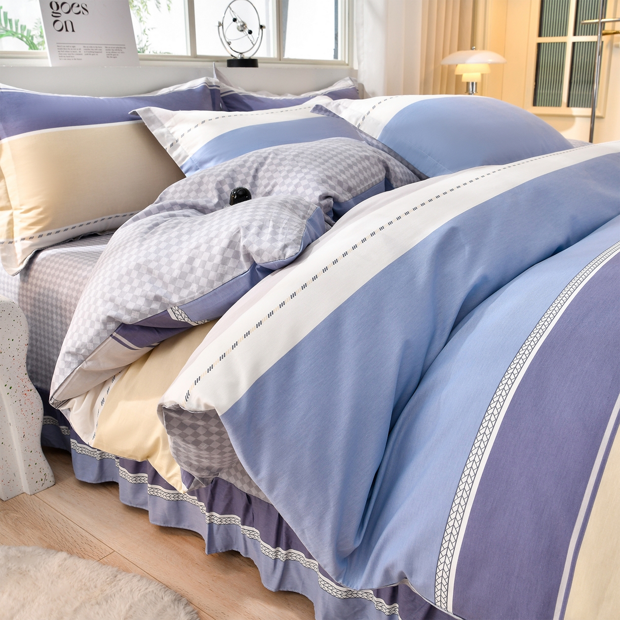 91家纺网 家纺一手货源 找家纺 绘萱家居 2025新款100%全棉床裙款斜纹印花四件套 安吉