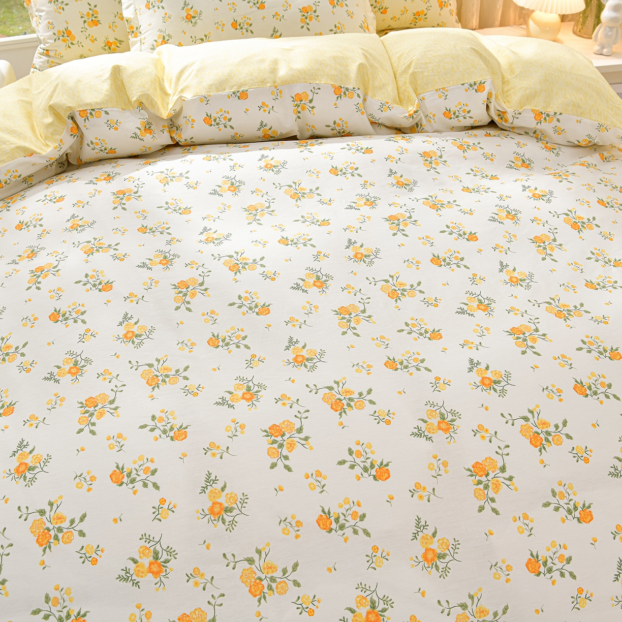 91家纺网 家纺一手货源 找家纺 绘萱家居 2025新款100%全棉床裙款斜纹印花四件套 初春