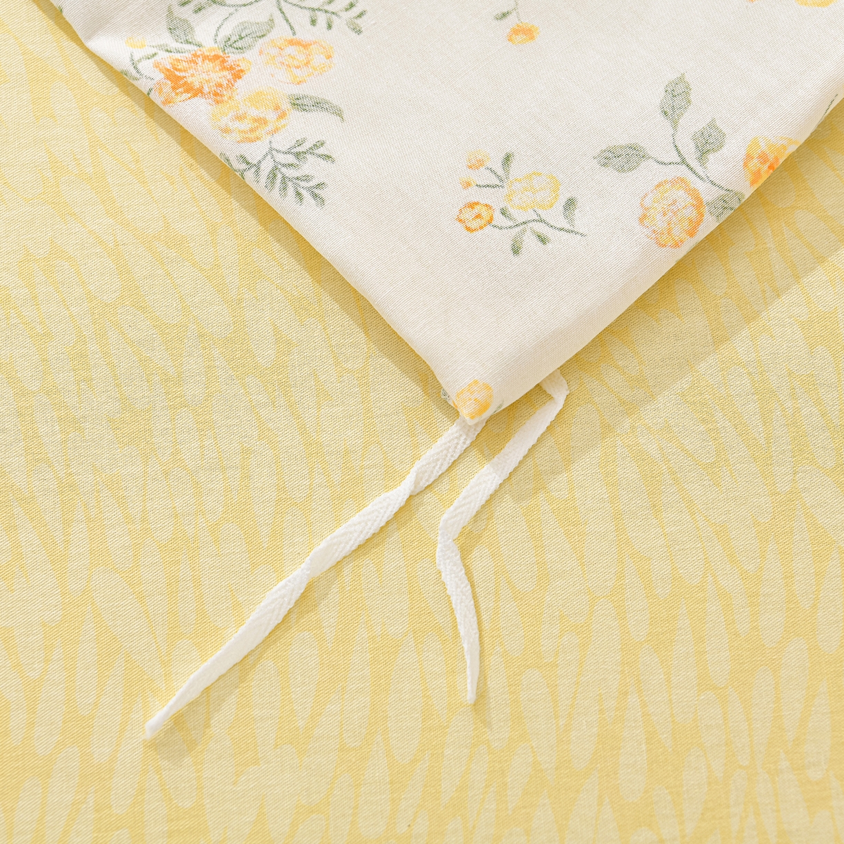 91家纺网 家纺一手货源 找家纺 绘萱家居 2025新款100%全棉床裙款斜纹印花四件套 初春