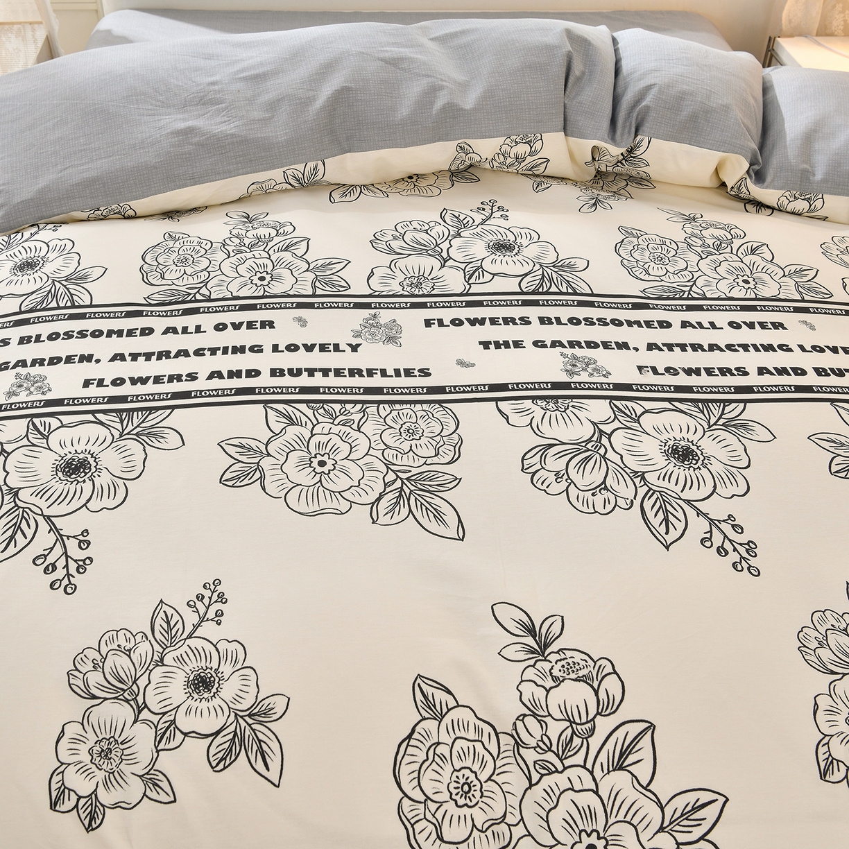 91家纺网 家纺一手货源 找家纺 绘萱家居 2025新款100%全棉床裙款斜纹印花四件套 赫本之风