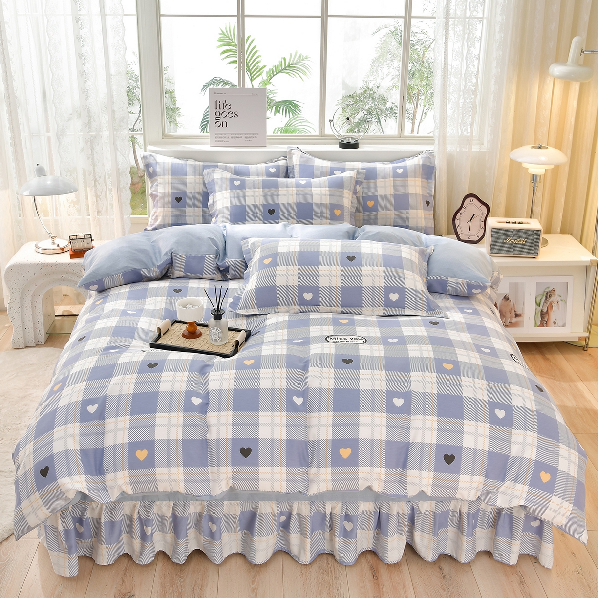 91家纺网 家纺一手货源 找家纺 绘萱家居 2025新款100%全棉床裙款斜纹印花四件套 青春格调