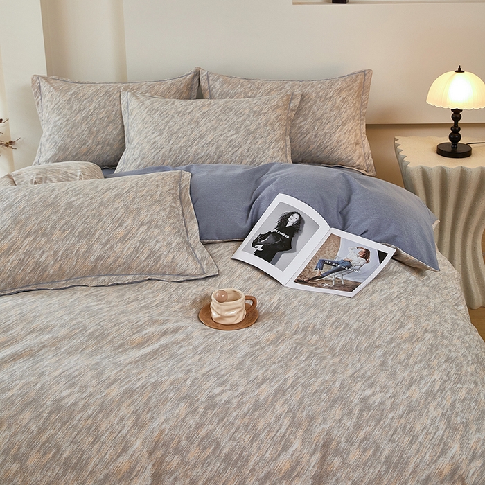 91家纺网 家纺一手货源 找家纺 雲归梦 2025新款纯棉加厚磨毛多规格磨毛四件套阿华田-灰