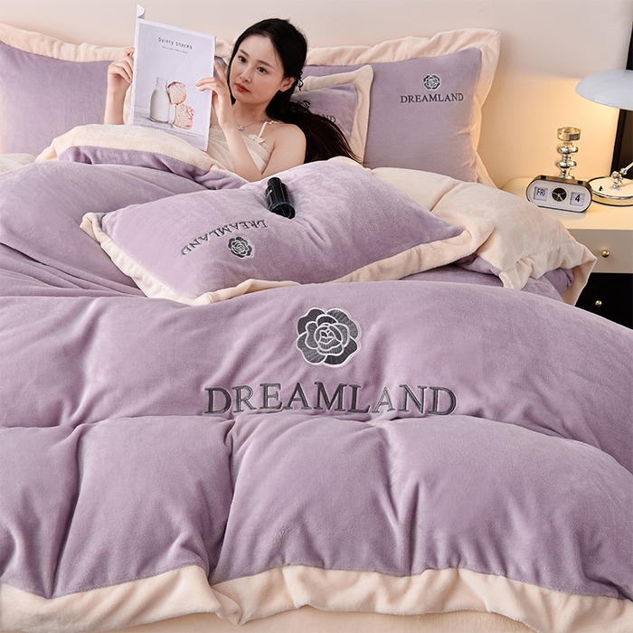 91家纺网 家纺一手货源 找家纺 （总）云恋家纺 2025新款加厚刺绣牛奶绒四件套--梦想款