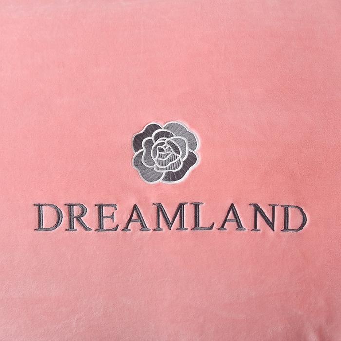 91家纺网 家纺一手货源 找家纺 云恋家纺 2025新款加厚刺绣牛奶绒四件套--梦想款 梦想-粉色