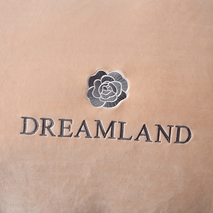 91家纺网 家纺一手货源 找家纺 云恋家纺 2025新款加厚刺绣牛奶绒四件套--梦想款 梦想-金色