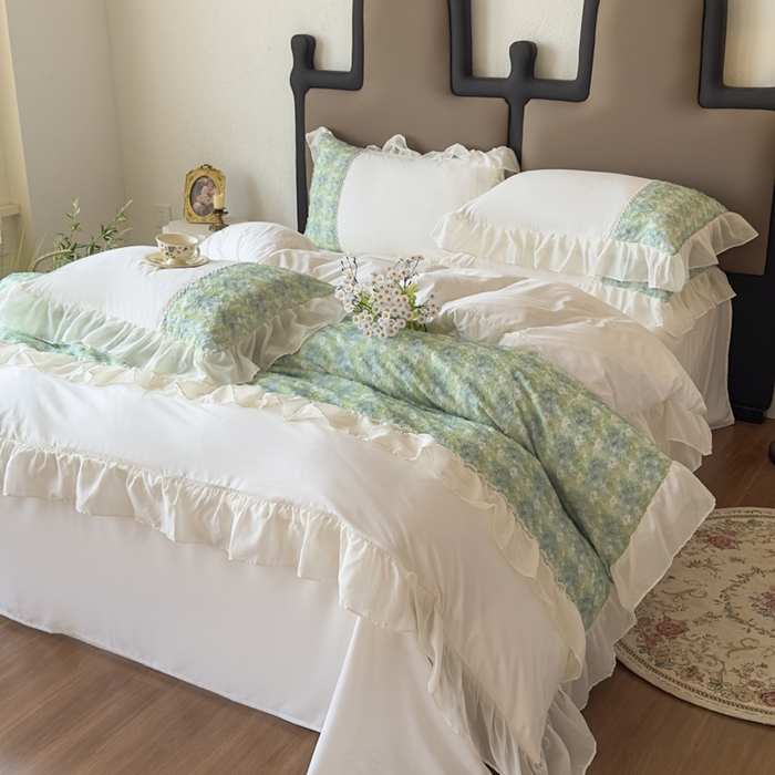 91家纺网 家纺一手货源 找家纺 鼎丰家纺 2025新款法式高定雪纺花边四件套（提供买家秀） 绿野雏语-奶白