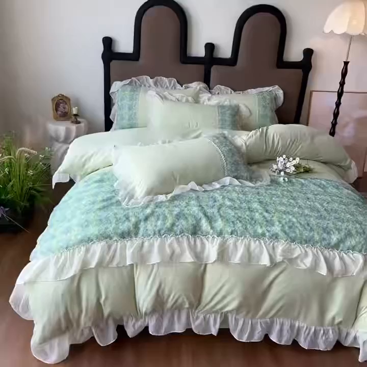 91家纺网 家纺一手货源 找家纺 鼎丰家纺 2025新款法式高定雪纺花边四件套（提供买家秀） 绿野雏语-浅绿