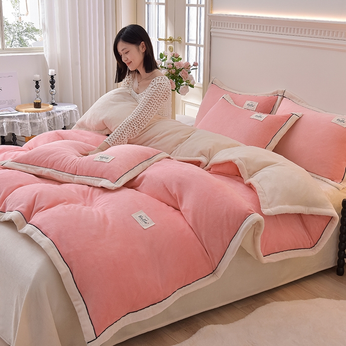 91家纺网 家纺一手货源 找家纺 云恋家纺 纯色双面绒牛奶绒床上用品四件套加厚绒法兰绒床笠被套罩床单双人 青春-粉拼米