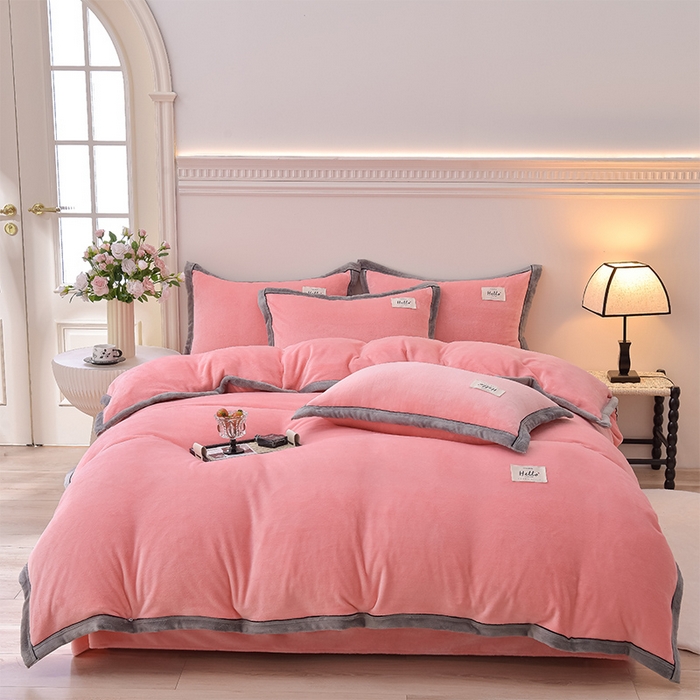 91家纺网 家纺一手货源 找家纺 云恋家纺 纯色双面绒牛奶绒床上用品四件套加厚绒法兰绒床笠被套罩床单双人 青春-粉色