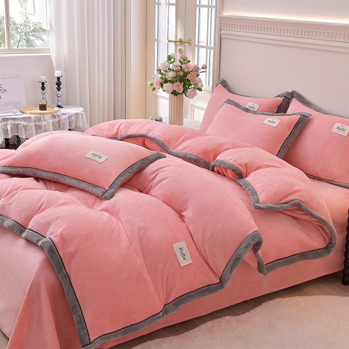 91家纺网 家纺一手货源 找家纺 云恋家纺 纯色双面绒牛奶绒床上用品四件套加厚绒法兰绒床笠被套罩床单双人 青春-粉色