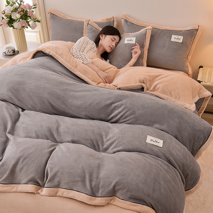 91家纺网 家纺一手货源 找家纺 云恋家纺 纯色双面绒牛奶绒床上用品四件套加厚绒法兰绒床笠被套罩床单双人 青春-灰拼金