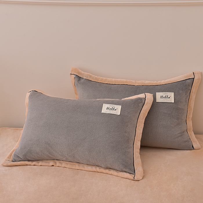 91家纺网 家纺一手货源 找家纺 云恋家纺 纯色双面绒牛奶绒床上用品四件套加厚绒法兰绒床笠被套罩床单双人 青春-灰拼金