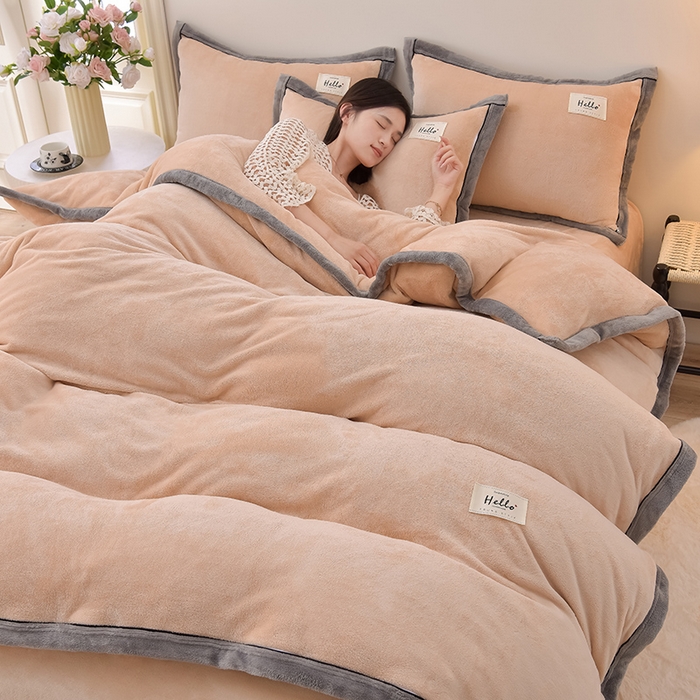 91家纺网 家纺一手货源 找家纺 云恋家纺 纯色双面绒牛奶绒床上用品四件套加厚绒法兰绒床笠被套罩床单双人 青春-金色