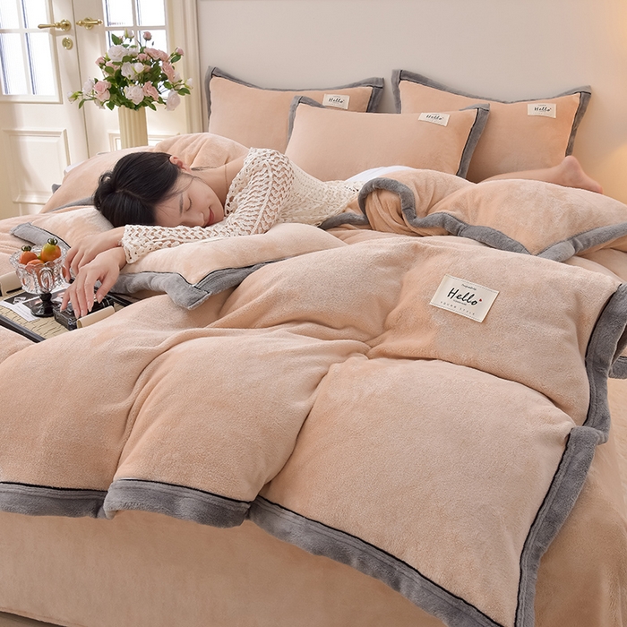 91家纺网 家纺一手货源 找家纺 云恋家纺 纯色双面绒牛奶绒床上用品四件套加厚绒法兰绒床笠被套罩床单双人 青春-金色
