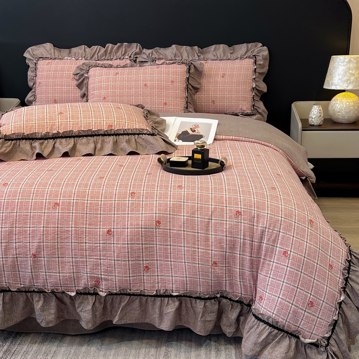 91家纺网 家纺一手货源 找家纺 玉海棠家纺 2025新款法式花边棉麻四件套 红格玫瑰