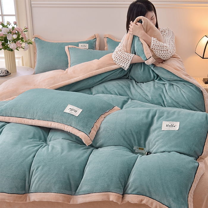 91家纺网 家纺一手货源 找家纺 云恋家纺 纯色双面绒牛奶绒床上用品四件套加厚绒法兰绒床笠被套罩床单双人 青春-蓝拼金