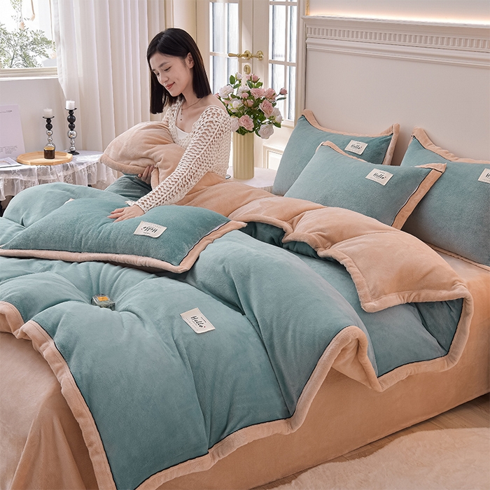 91家纺网 家纺一手货源 找家纺 云恋家纺 纯色双面绒牛奶绒床上用品四件套加厚绒法兰绒床笠被套罩床单双人 青春-蓝拼金