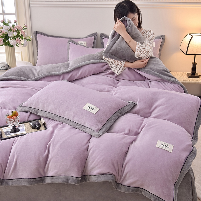 91家纺网 家纺一手货源 找家纺 云恋家纺 纯色双面绒牛奶绒床上用品四件套加厚绒法兰绒床笠被套罩床单双人 青春-紫拼灰