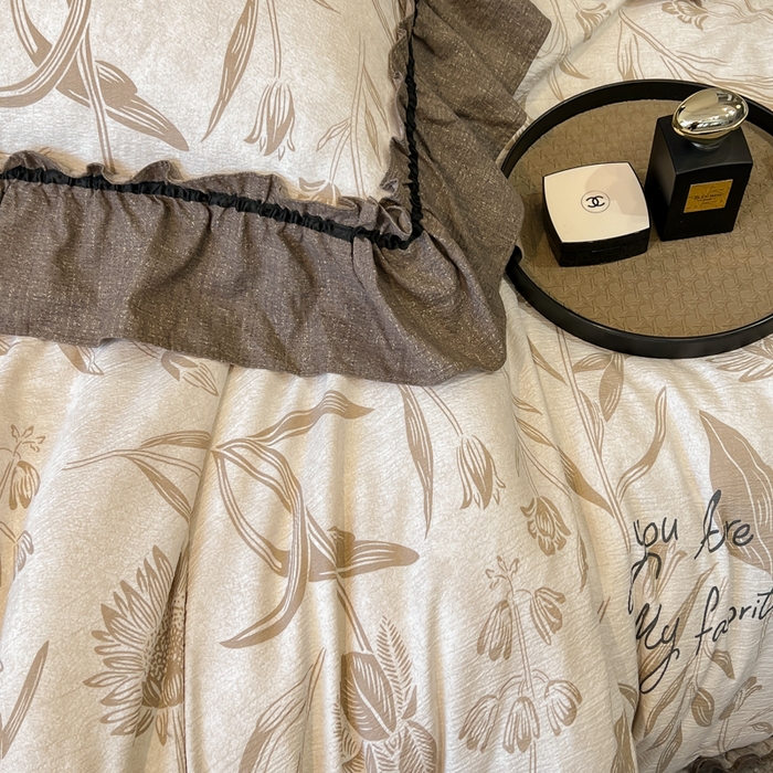 91家纺网 家纺一手货源 找家纺 玉海棠家纺 2025新款法式花边棉麻四件套 秘境