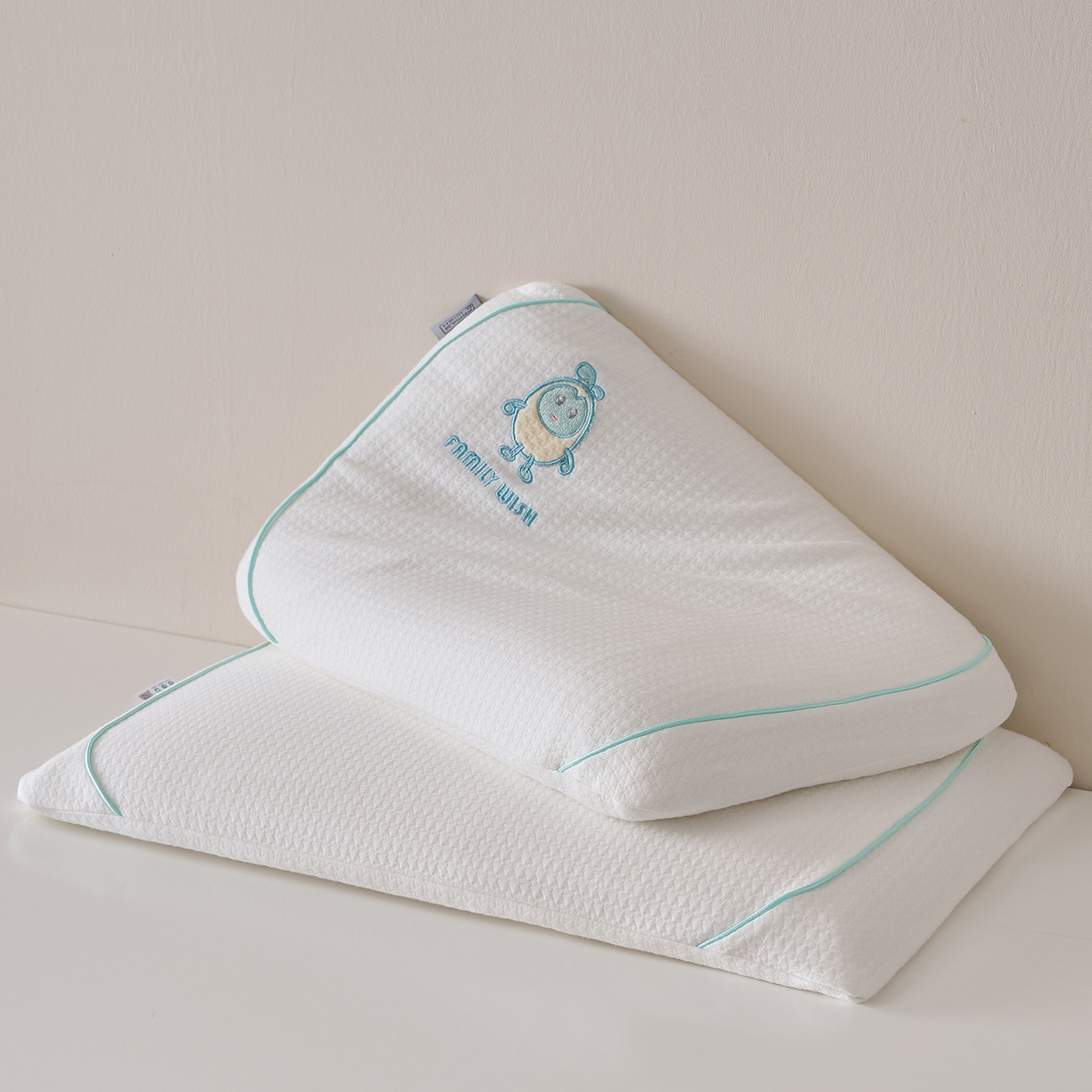 91家纺网 家纺一手货源 找家纺 鼎盛乳胶 2025新款蛋仔面包生物基枕头枕芯 蓝