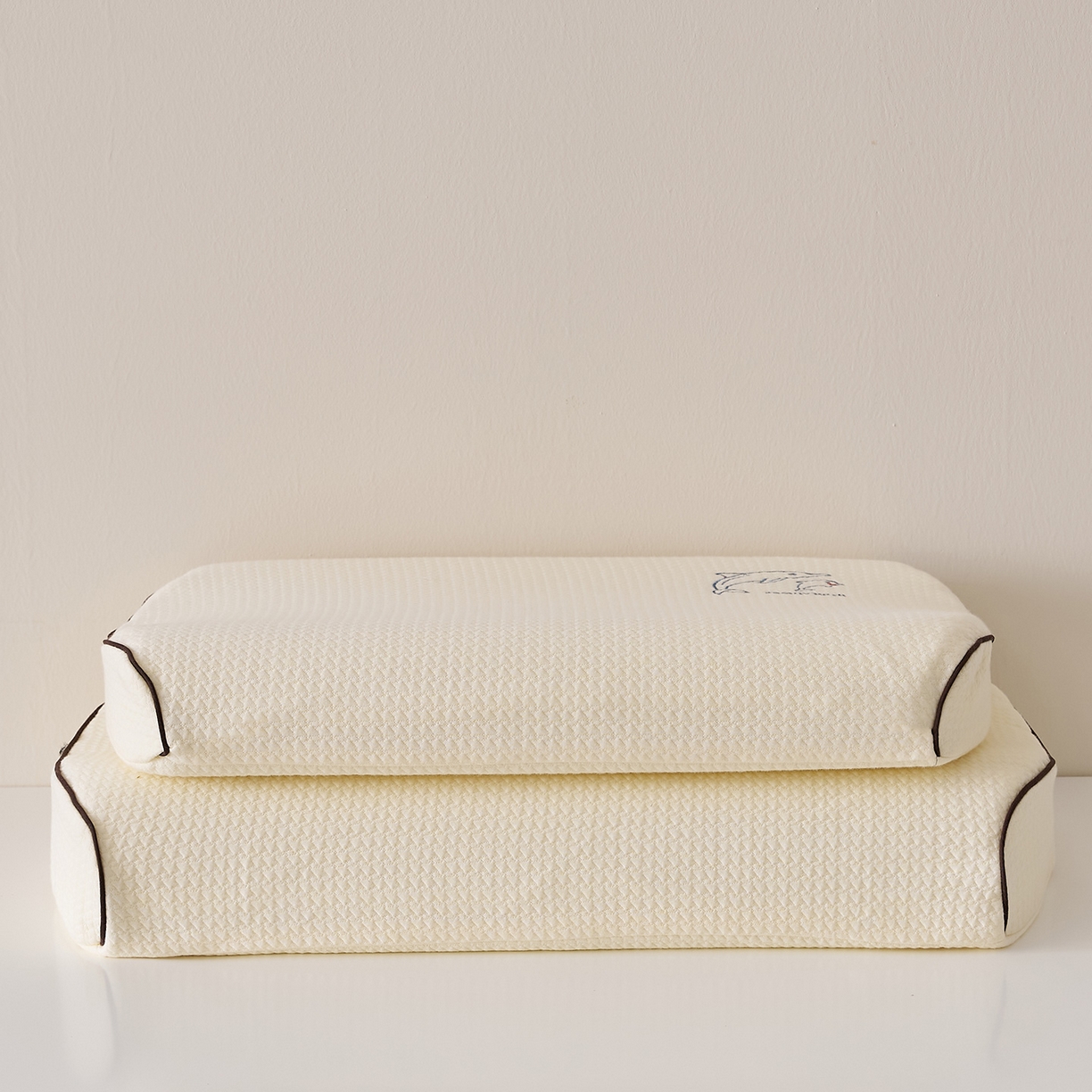 91家纺网 家纺一手货源 找家纺 （总）鼎盛乳胶 2025新款海浪千鸟格生物基枕头枕芯