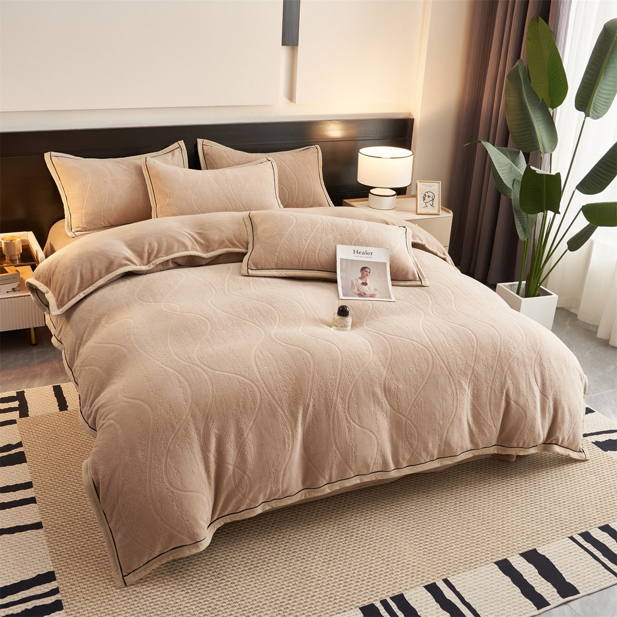 91家纺网 家纺一手货源 找家纺 （总）恒爱家纺 2025新款牛奶绒纯色烂花四件套