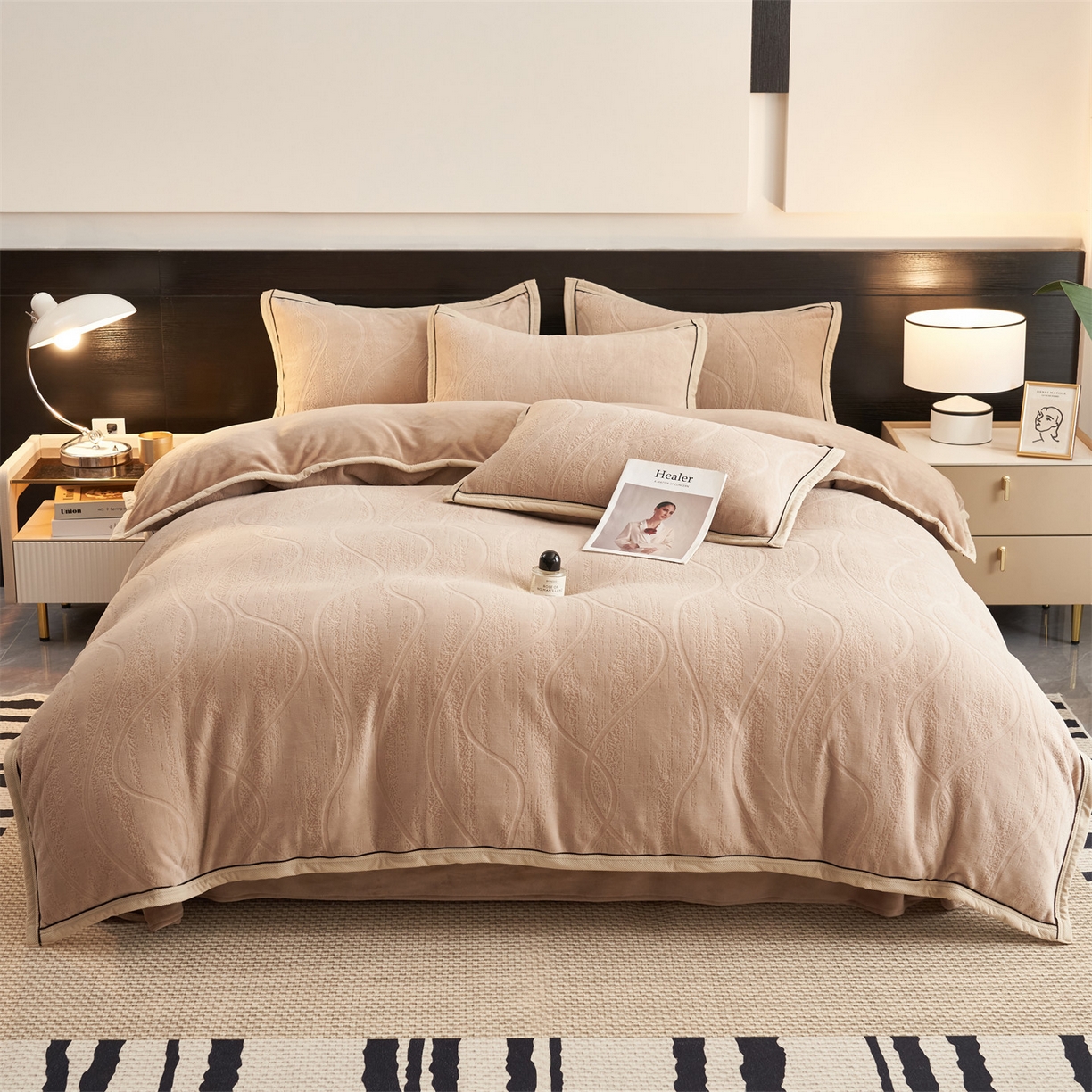 91家纺网 家纺一手货源 找家纺 （总）恒爱家纺 2025新款牛奶绒纯色烂花四件套