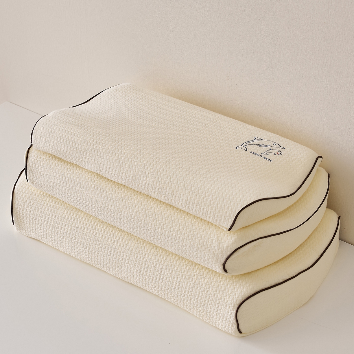 91家纺网 家纺一手货源 找家纺 （总）鼎盛乳胶 2025新款海浪千鸟格生物基枕头枕芯