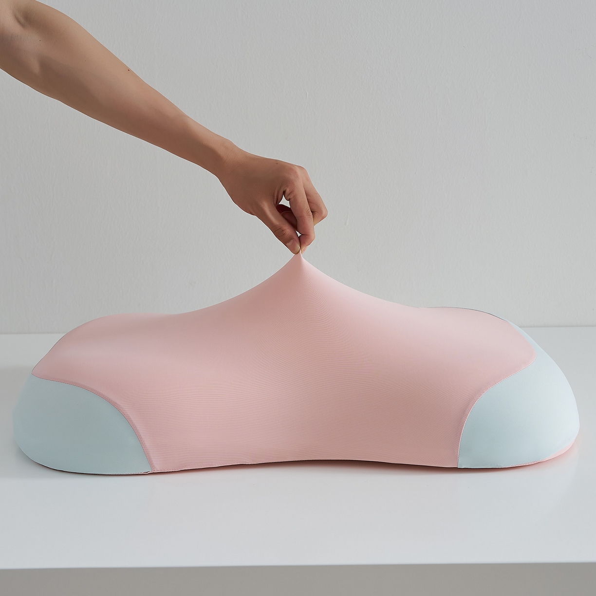 91家纺网 家纺一手货源 找家纺 鼎盛乳胶 2025新款生物基蝴蝶枕枕头枕芯 粉