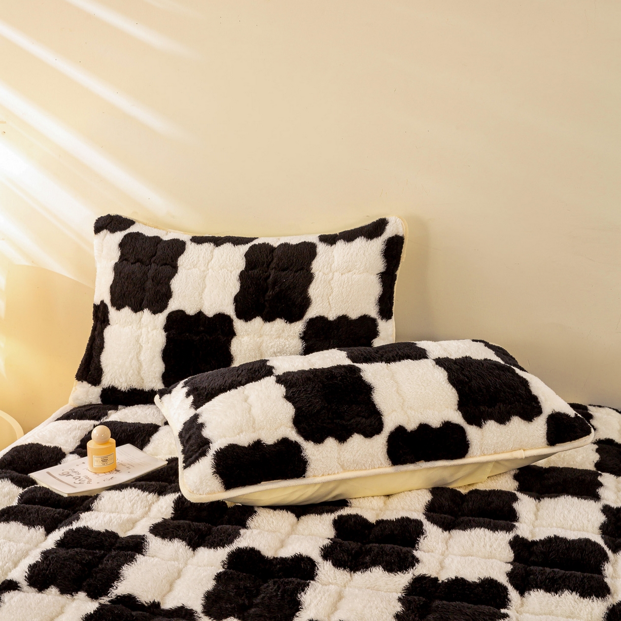 91家纺网 家纺一手货源 找家纺 （总）眠势力 2025新款北极绒床垫加绒牛奶绒床褥子秋冬保暖珊瑚绒夹棉床护垫